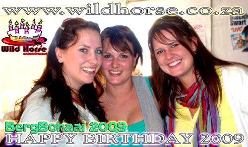 3 Pikkewyne maar Die een in die middle is Birthday girl
